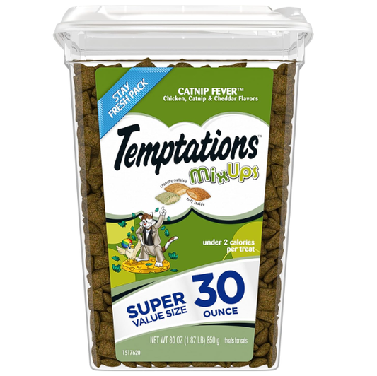 Catnip Fever Flavor Crunchy and Soft Cat Treats, 30 oz. Tub