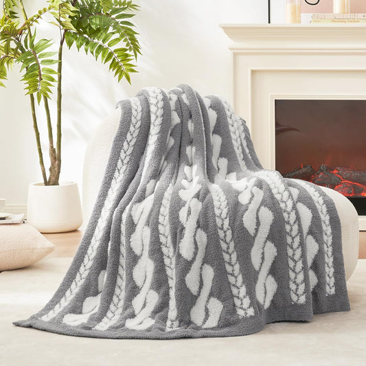 Amélie Home Cable Knit Throw Blanket